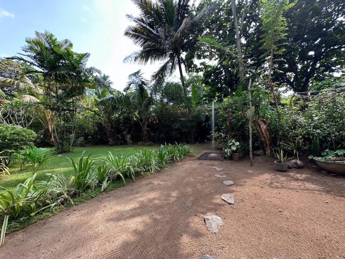 Midigama Inn Ahangama Exteriér fotografie